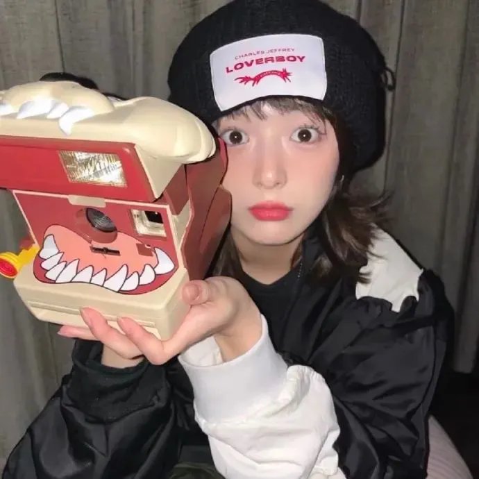 四个阿妈一个佬